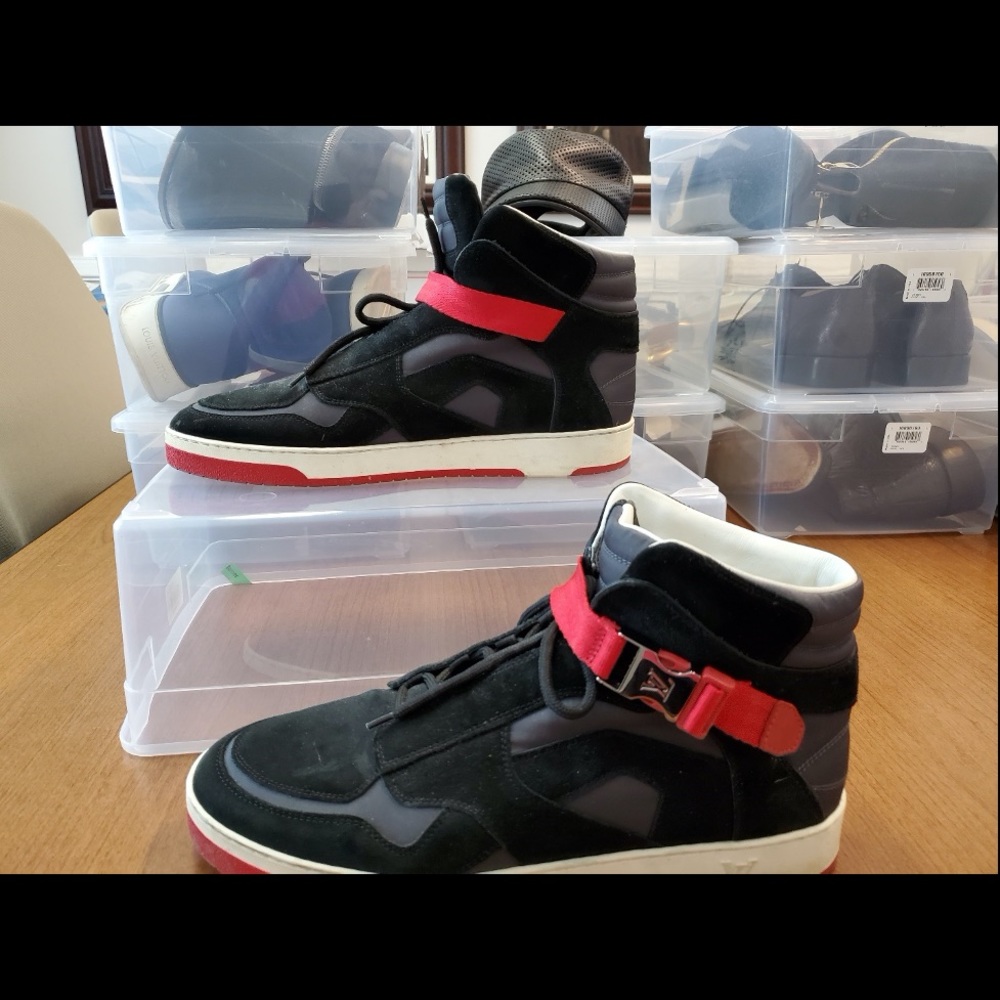 Men’s high top sneakers